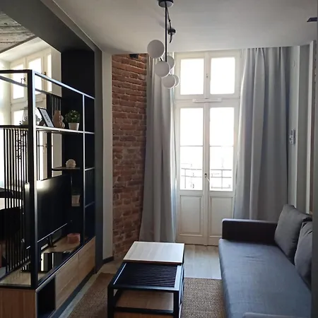 In The Heart Of The Apartman